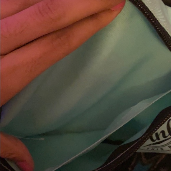 Turquoise VS Pink Fanny Pack - Picture 2 of 3